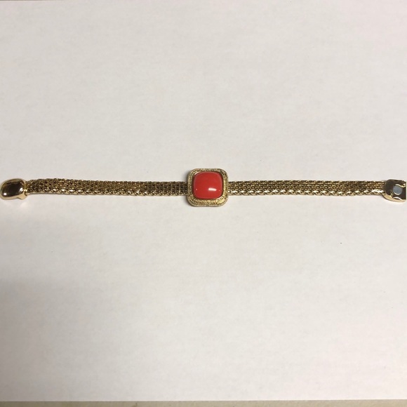 Monet Magnetic Bracelet - Picture 1 of 1